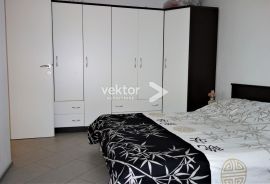 Centar, stan na par koraka od Korza i rive, Rijeka, Appartment