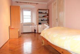 Centar, 110m2, 4-soban, Rijeka, Appartement