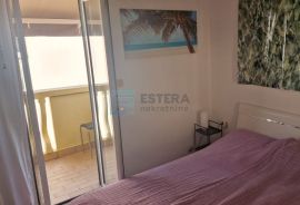 Prodaja apartman Biograd na Moru 40,40 m2, dva balkona, 80 m od mora, Biograd Na Moru, Flat