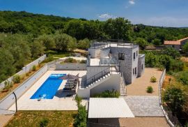 OTOK KRK - Ekskluzivna vila, spoj luksuza i prirode s bazenom 42m2, Krk, Casa