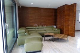 OTOK KRK, MALINSKA - Ekskluzivan Penthouse s privatnim bazenom blizu mora, Malinska-Dubašnica, Appartement