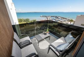 PRIVLAKA, ZADAR - Izvanredna prilika! Penthouse u 1. redu do mora, Privlaka, Kвартира