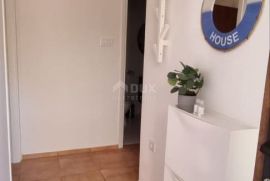 OTOG PAG, MANDRE - 2-sobni apartman na odličnoj lokaciji, Pag, Appartement