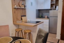 OTOG PAG, MANDRE - 2-sobni apartman na odličnoj lokaciji, Pag, Appartement