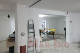 PRIVLAKA - kuća prvi red do mora!, Privlaka, Casa