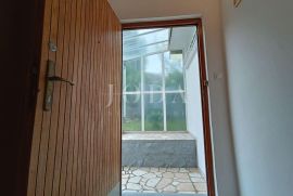 Dvosoban stan s okućnicom, Crikvenica, Appartement