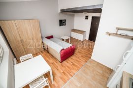 Ledine kod Akva Parka, stan 23m2 + 4m2 ostava, Novi Beograd, Kвартира