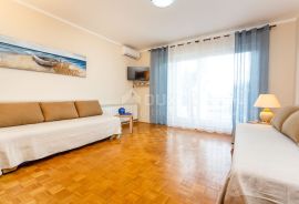 OTOK KRK, MALINSKA - Renovirana apartmanska kuća u blizini mora, Malinska-Dubašnica, Ev