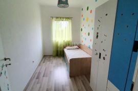 ISTRA, PULA, VELI VRH - 2SS+DB stan na mirnoj lokaciji, Pula, Flat