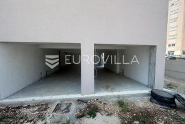 Pula, Monvidal trosoban stan  NKP 53 m2 s natkrivenim parkirnim mjestom u novogradnji, Pula, Daire