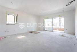 Makarska, odličan dvosoban stan s pogledom NKP 69, 53 m2, Makarska, Appartment