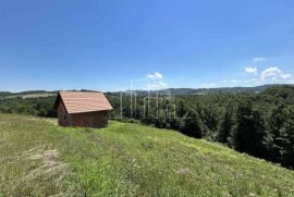 Zemljište plac 2000m2 sa objektom Slatina Banja Luka prodaja, Banja Luka, Land