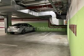 Garažno mesto, Belville, Novi Beograd, Garage