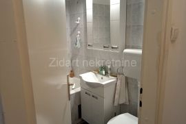 Zemun, Gornji grad 49+6m2, renoviran, Zemun, Kвартира