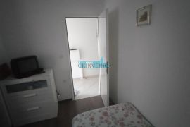 Stan u kući 200 metara od mora, Bunica, Senj, Appartment