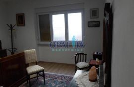 Opatija - blizina centra, 2 stana 65 i 31 m2, Opatija, Apartamento