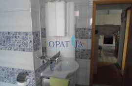 Opatija - blizina centra, 2 stana 65 i 31 m2, Opatija, Apartamento