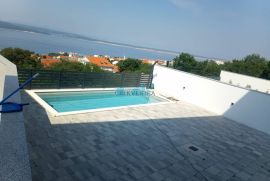 LUKSUZNI STAN CRIKVENICA, BAZEN,VRT - NOVOGRADNJA, Crikvenica, Flat