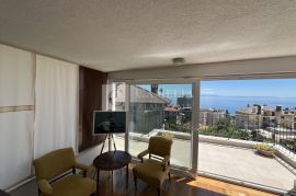 Opatija centar lijepi stan u staroj vili!, Opatija, Appartment