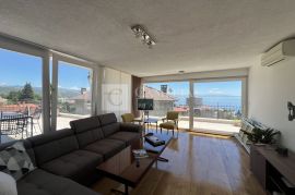 Opatija centar lijepi stan u staroj vili!, Opatija, Appartement