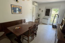 Opatija centar lijepi stan u staroj vili!, Opatija, Appartement