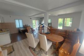 Smederevo - Orešac - 124m2+5,24 ara ID#21487, Smederevo, Casa