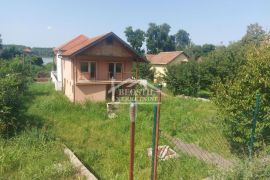 Smederevo - Orešac - 124m2+5,24 ara ID#21487, Smederevo, Casa