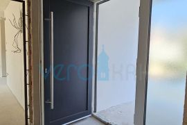 Otok Krk, Baška, okolica, dvosobni stan 62m2, prizemlje, okućnica za prodaju, Baška, Appartement