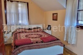 Zemun, Šilerova, 109m2, plus dvorište, uknjiženo, Zemun, Apartamento