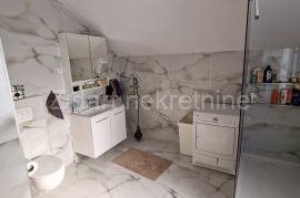 Zemun, Šilerova, 109m2, plus dvorište, uknjiženo, Zemun, Appartement