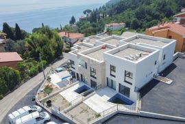 OPATIJA, LOVRAN - Ekskluzivan dvoetažni stan s privatnim bazenom samo 150 metara od plaže, novogradnja, Lovran, Apartamento