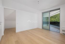 OPATIJA, CENTAR - odličan penthouse u novogradnji s pogledom na more, zajednički bazen, garaža, Opatija, Stan