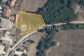 Istra, Šišan veliko  građevinsko zemljište 1700 m2, Ližnjan, Land