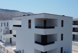 PRODAJA apartman Grebaštica 66,36 m2, 200 m od mora, vrt, parking, Šibenik - Okolica, Appartement