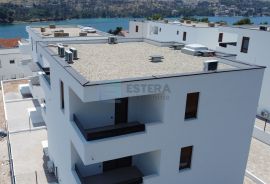 PRODAJA apartman Grebaštica 66,36 m2, 200 m od mora, vrt, parking, Šibenik - Okolica, Appartement