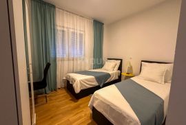 OPATIJA, MATULJI - stan na prvom katu moderne novogradnje s balkonom i pogledom na more, Matulji, Apartamento