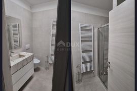 RIJEKA, MARTINKOVAC- 2S+DB u novogradnji s dva parkirna mjesta u garaži, Rijeka, Flat