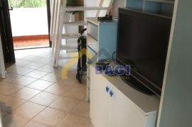 Barbariga, mali apartman, 32m2+12m2, PRODAJA/ZAMJENA, Vodnjan, Appartment