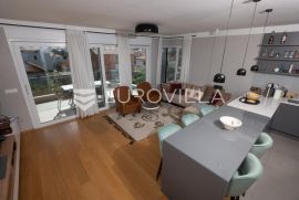 Zadar, Borik, luksuzan penthouse NKP 137,26 m2 s terasama na TOP lokaciji!, Zadar, Flat