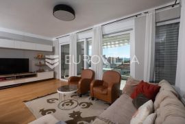 Zadar, Borik, luksuzan penthouse NKP 137,26 m2 s terasama na TOP lokaciji!, Zadar, Διαμέρισμα