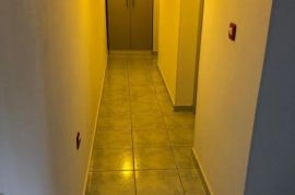 Stan u suterenu zgrade, Ližnjan, okolica, Istra, Ližnjan, Apartamento