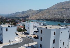 PRODAJA apartman Grebaštica 60,42 m2, 200 m od mora, vrt, parking, Šibenik - Okolica, Stan