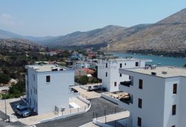 PRODAJA apartman Grebaštica 61,17 m2, 200 m od mora, vrt, parking, Šibenik - Okolica, Kвартира