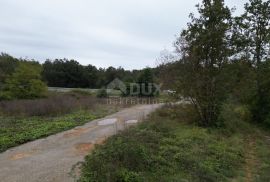 MATULJI, JURDANI, MALI BRGUD- građevinsko zemljište 17065m2 (9000m2 građevinsko) stambenu zgradu– stanove ili poslovno- stambenu zgradu/ halu/ poslovnu zgradu/ suhu marinu/ otvoreno skladište, Matulji, Arazi