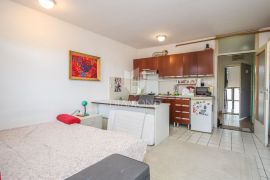 Pula, Studio apartman u blizini Arene, Pula, Wohnung