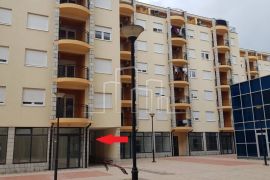 Poslovni prostor 52,14m2 Trebinje prodaja, Ticari emlak