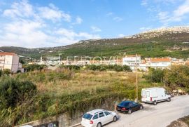 Kaštel Stari, odlično građevinsko zemljište 690 m2, Kaštela, Land