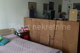 Blok 70, četvorospratnice pored Save, 96m2, uknjižen, Novi Beograd, Kвартира