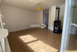 Fužine, etaža s okućnicom od 200m2, Fužine, Appartement