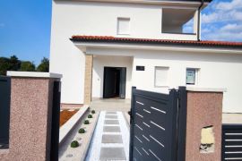 House with pool for sale, Istria, Buje, Croatia, Buje, House